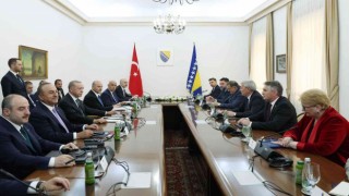 Erdoğan, Bosna Hersek Devlet Başkanlığı Konseyi üyeleriyle heyetlerarası görüşmeye katıldı