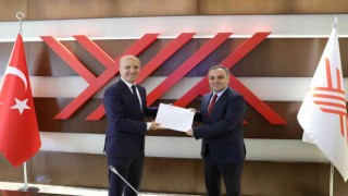 ERÜ Rektörü Prof. Dr. Fatih Altun, Rektörlük Mazbatasını aldı