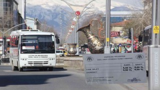 Erzincanda toplu taşıma ücretlerine zam yapıldı