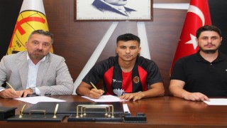 Eskişehirsporda 3 oyuncu ile 5er yıllık sözleşme imzalandı