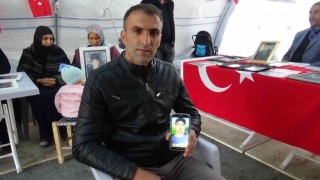 Evlat nöbetinin 80ıncı gününde kardeşine seslendi, 4 yıl sonra müjdeli haberi aldı