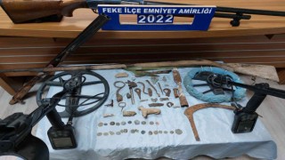 Feke polisinden tarihi eser operasyonu: 4 gözaltı