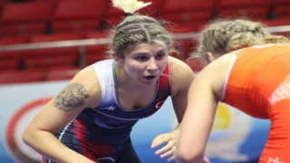 FISU Dünya Kupasında güreşte 10 madalya