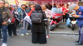 Fransada sağlık çalışanlarından protesto