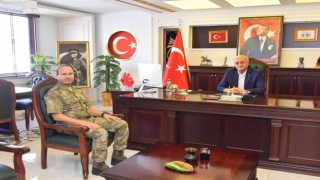 Garnizon Komutanı Mühimmat Yüzbaşı Caner Yılmazdan Başkan Bakkalcıoğluna ziyaret