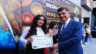 Geleceğin ressamlarına sertifikaları verildi
