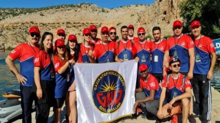 GKVli öğretmenler Fıratta kürek çekti