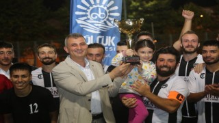 Gölcük Belediye Başkanlığı Kupasında şampiyon İhsaniyespor