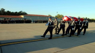 Görevi sırasında kazada şehit olan Özsoyun cenazesi memleketine geldi