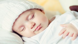 Göz hastalıkları uzmanından prematüre bebekler için uyarı