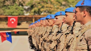 Gurur ve hüzün bir arada: Komandolar Suriyeye uğurlandı