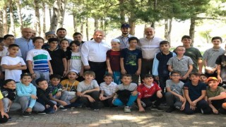 Hafızlık Yatılı Kursu öğrencileri piknikte buluştu