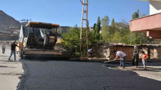 Hakkari kantar ve medresede asfalt çalışması