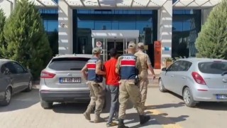 Hatayda göçmen kaçakçılığı yapan şüpheli tutuklandı