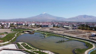 ‘Iğdır Millet Bahçesi Projesinin bu yıl bitirilmesi hedefleniyor