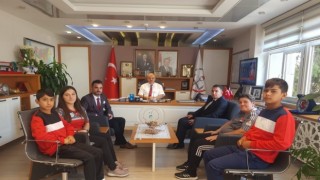 İl Milli Eğitim Müdürü Okumuş Aydının gururu öğrencileri ödüllendirdi