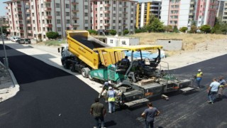 İpekyolunda asfalt çalışmaları hızlandı
