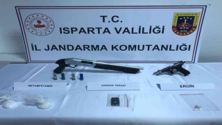 Ispartada uyuşturucuyla mücadele operasyonları: 8 şüpheli yakalandı