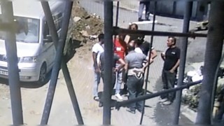 İstanbulda ortalığın karıştığı silahlı ve sopalı kavga kamerada