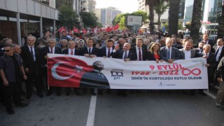 İzmirde 9 Eylül coşkusu Zafer Yürüyüşü ile başladı
