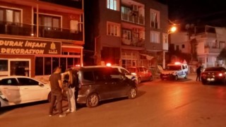 İzmirde kendisine müdahale etmek isteyen polisi yaralayan kişi serbest bırakıldı