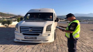 Jandarmadan okul servis araçlarına yönelik denetim