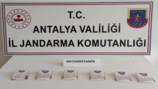 Jandarmanın yakaladığı şahsın üzerinden metamfetamin çıktı