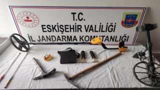Kaçak kazı yapan 5 şahıs suçüstü yakalandı