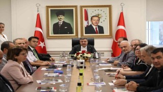 Kadına yönelik şiddetle mücadele konuşuldu