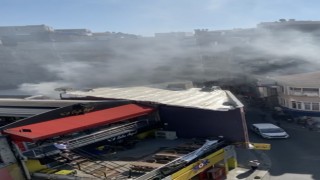 Kağıthanede tekstil firmasında yangın paniği