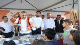 Kağıthaneliler okulların açılmasına bir gün kala Dondurma Festivalinde doyasıya eğlendi