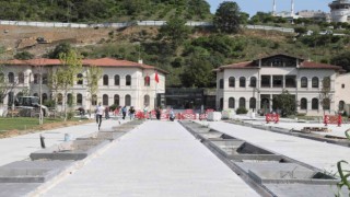 Kağıthanenin ikinci meydanında çalışmalar sürüyor