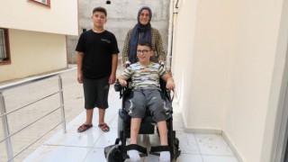 Kahramanmaraşta engellilere tekerlekli sandalye