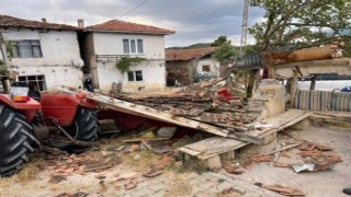 Kamelyada otururken traktörün çarptığı yaşlı adam hayatını kaybetti