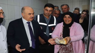 Kantin denetimine katılan Vali Dağlıdan kantinciye uyarı: “Sen kendi çocuğuna bu kadar az mı veriyorsun”