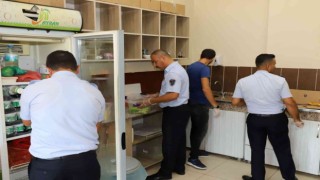 Karaköprüde okul kantinleri denetlendi