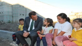 Karslı çocukların ‘vali sevgisi