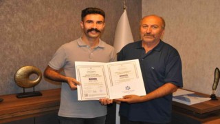 Karslı gazeteciler drone ehliyeti ve sertifikalarını aldı