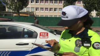 Karsta cep telefonu ve emniyet kemeri uygulaması