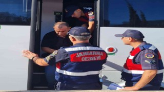 Katile müebbet, oğluna beraat verildi