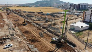 Kavşağın 40 günde yüzde 40ı tamamlandı