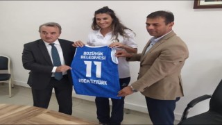 Kaymakama forma getirdiler