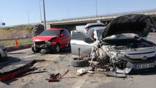 Kayseride 4 araçlı zincirleme kaza: 4 yaralı