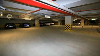 Kent Meydanı otoparkı hizmete devam ediyor