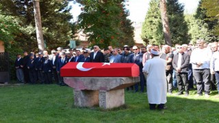 Kıbrıs gazisi son yolculuğuna askeri törenle uğurlandı