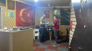 Kıraathanede çıkan silahlı kavgada 2 kardeş yaralandı
