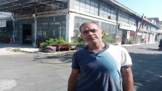 Kiralık ev bulamadı, dükkana yerleşti