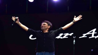 Kırkağaç kurtuluşunu Uğur Aslan ile kutladı