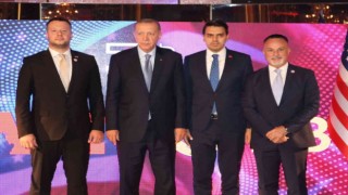 Kitaba dönüşen Ottoman America Cumhurbaşkanı Erdoğana takdim edildi