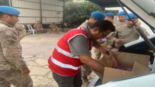 Kızılaydan Mersindeki yangın ekiplerine destek